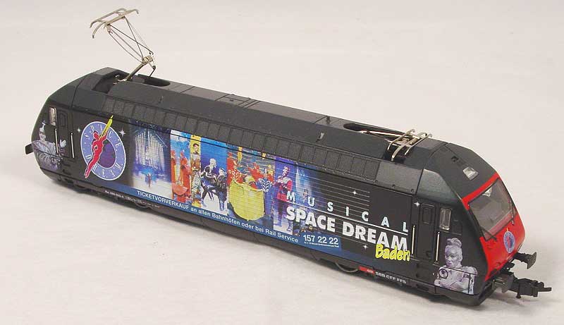 Trix 22589 - SBB 460 'Space Dream'.1
